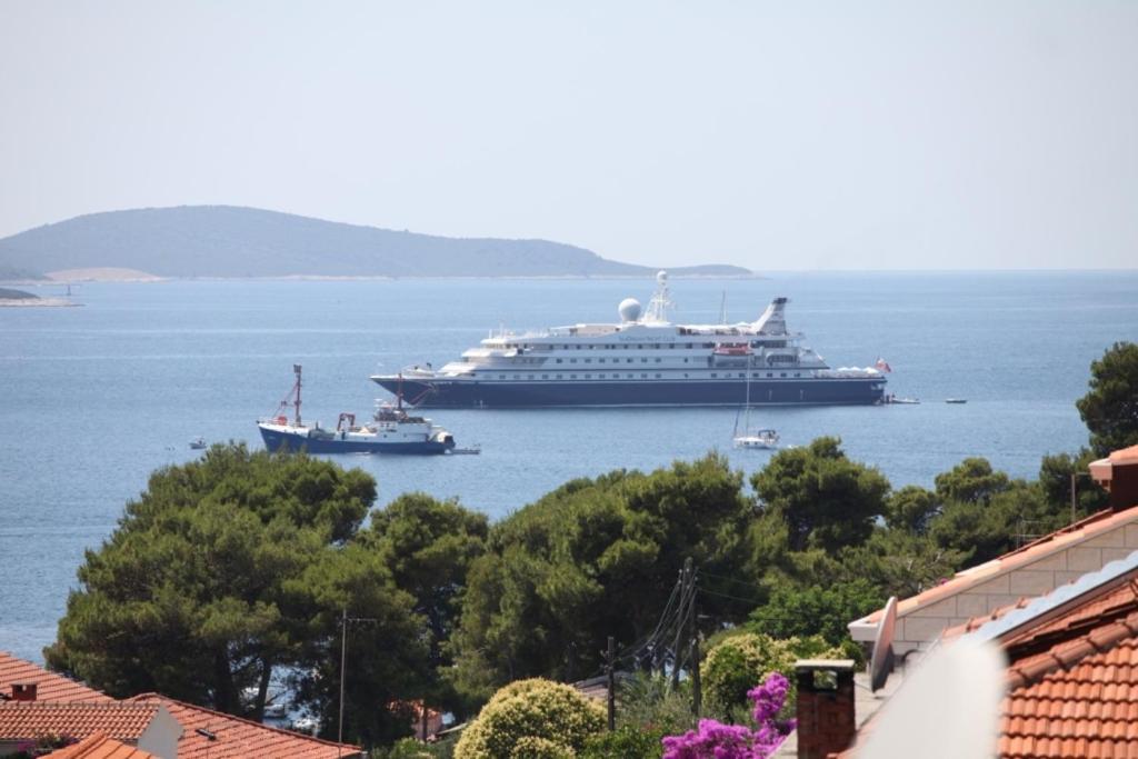 Apartments & Rooms Zlatica Hvar Hvar Town Exterior photo